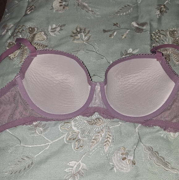 All Bras: Buy 1, Get 1 Free - Picture 5 of 9